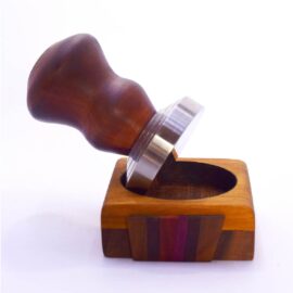 Tamper fabricado en madera y acero