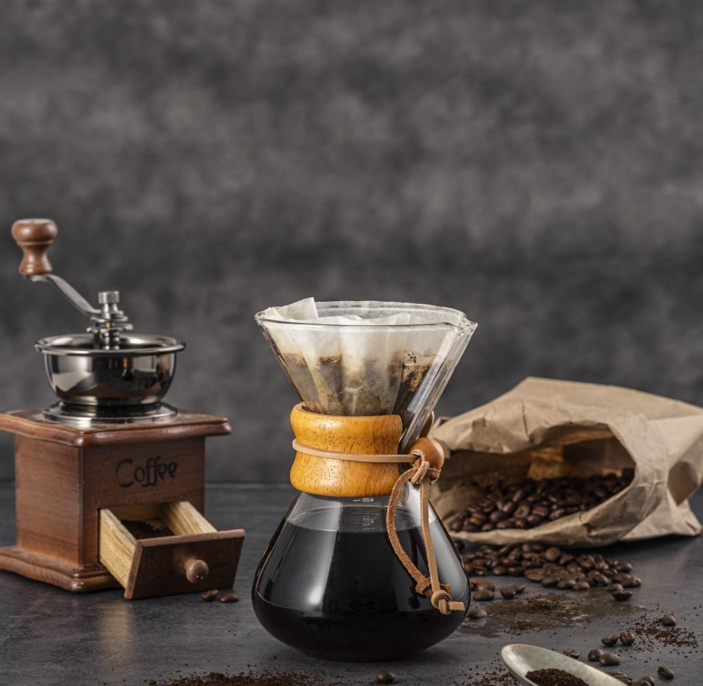 front-view-of-chemex-with-coffee-and-copy-space